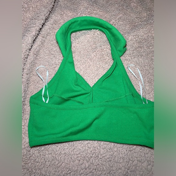 Princess Polly Collared Halter crop top- NWOT, 8 - Picture 2 of 3